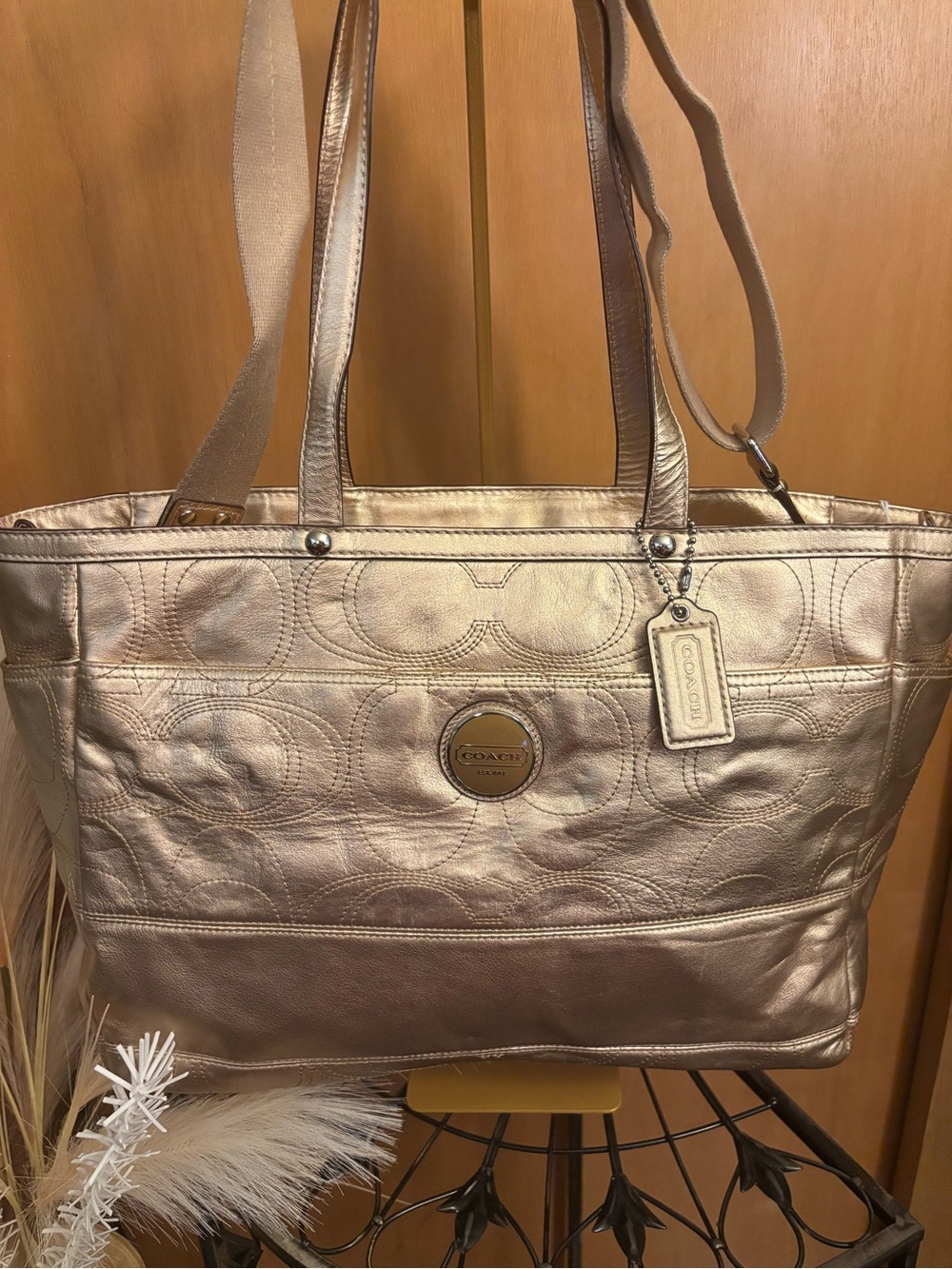 Coach F18878 Metallic Rose Gold Tote Bag w/crossbody strap- she Purryty!!!